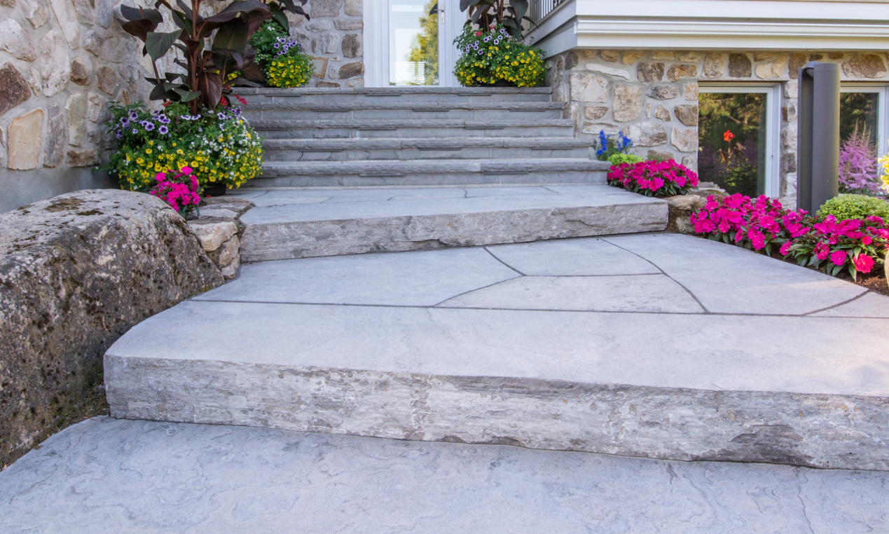 Marches fini jet d'eau